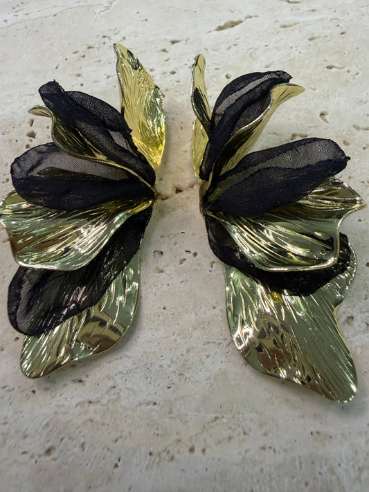 Gold & Siyah Yaprak Küpe