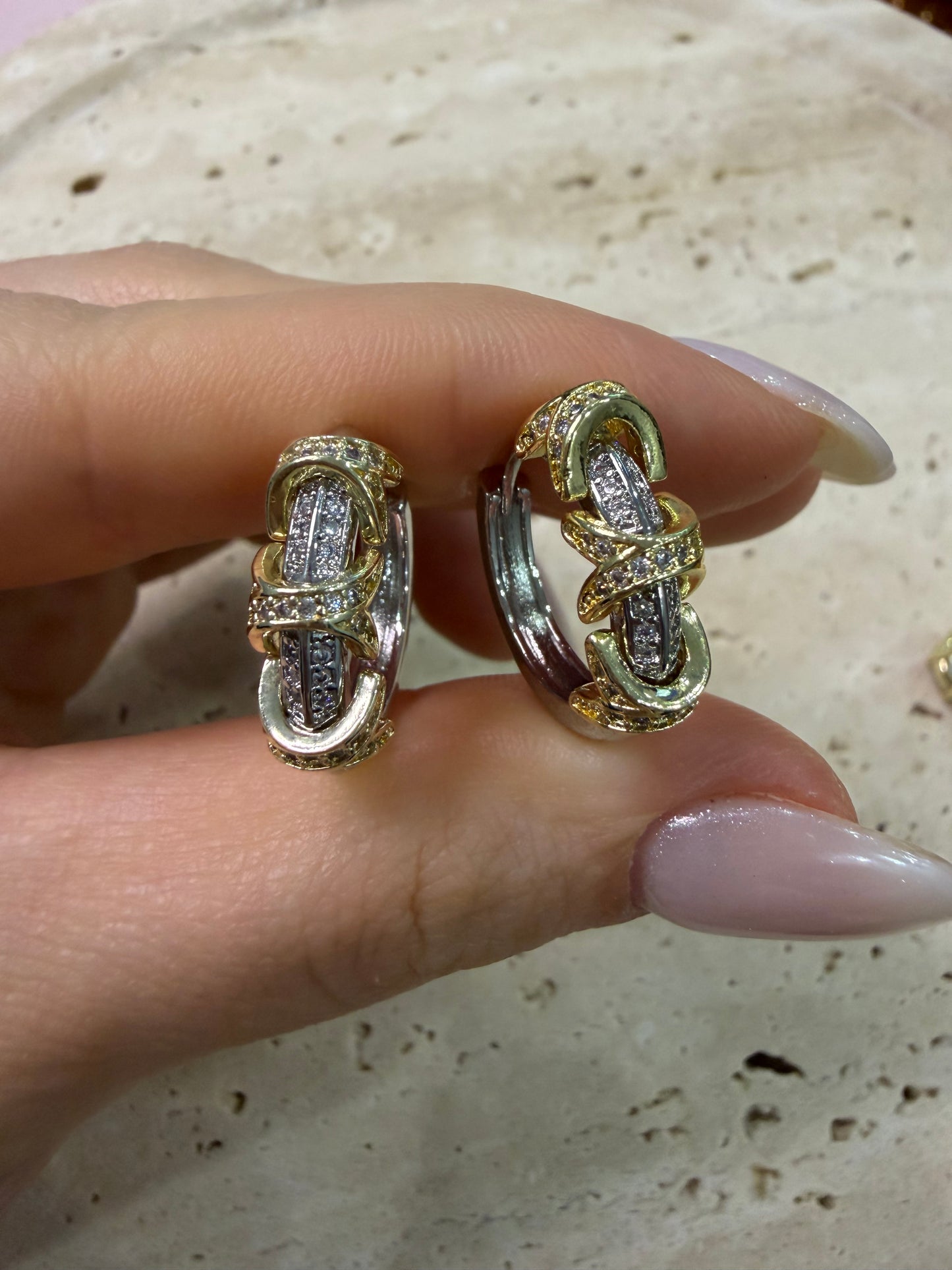 Silver Gold Detaylı Taşlı X Küpe