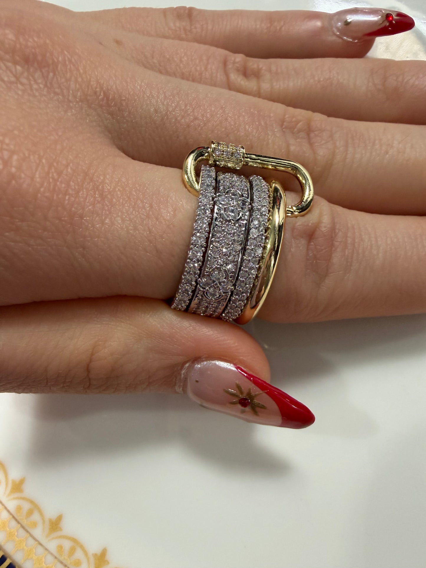 Gold Taşlı 4’lü Yüzük