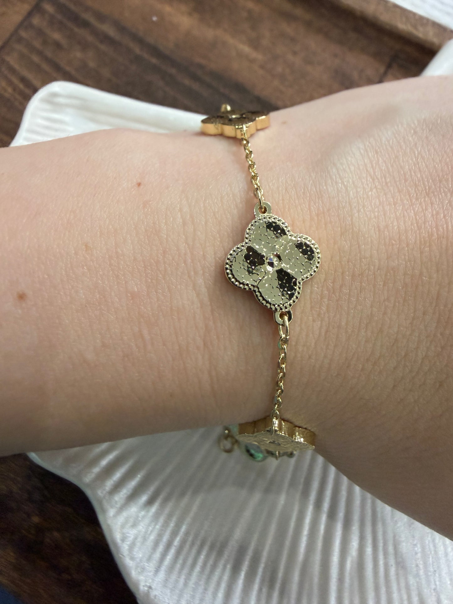 Gold Yonca Van Clef Bileklik