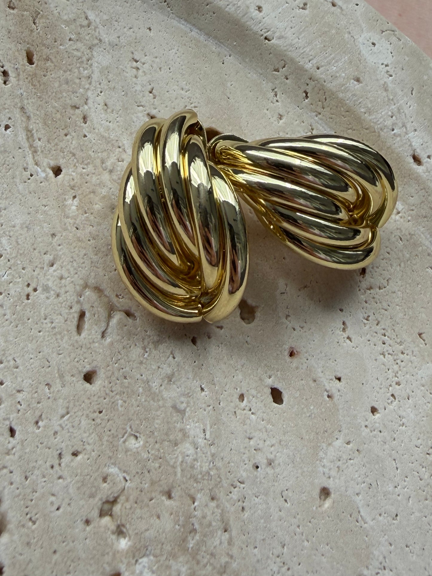 Gold Juliet Küpe
