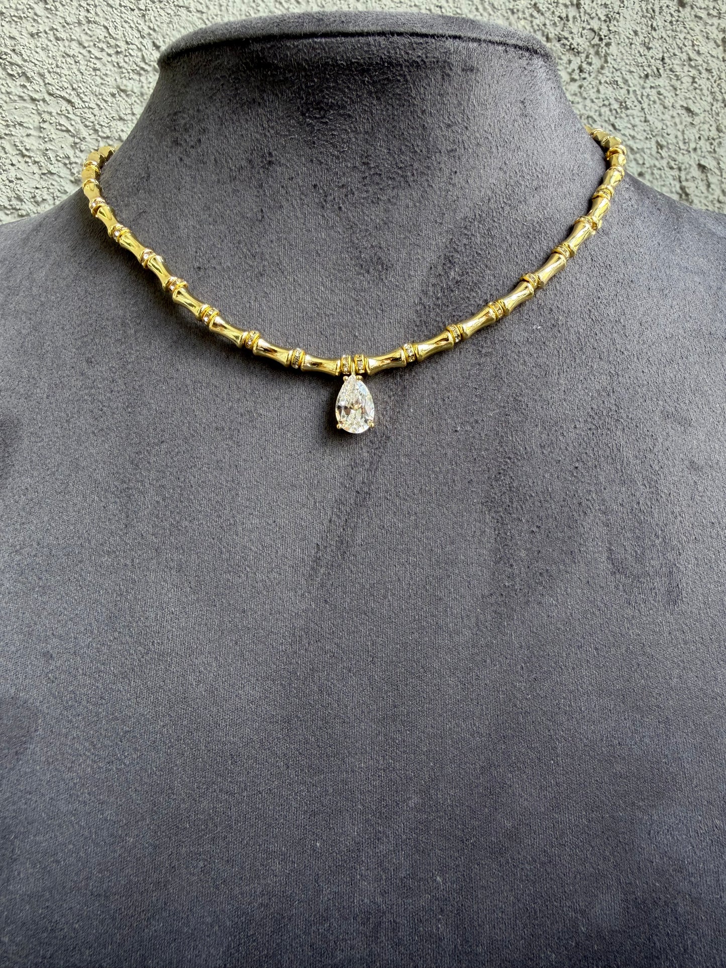 Gold Kemik Damla Taşlı Kolye
