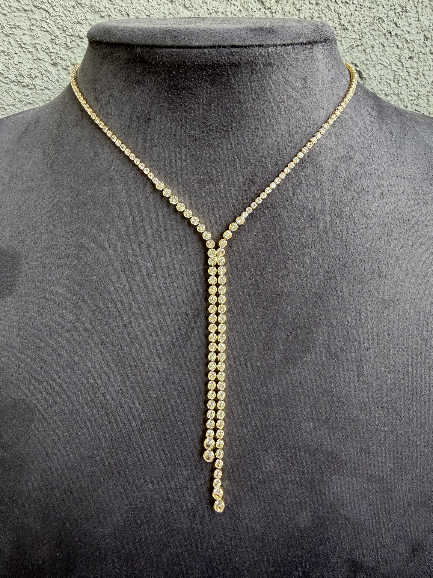 Gold Yuvarlak Taşlı Y Kolye