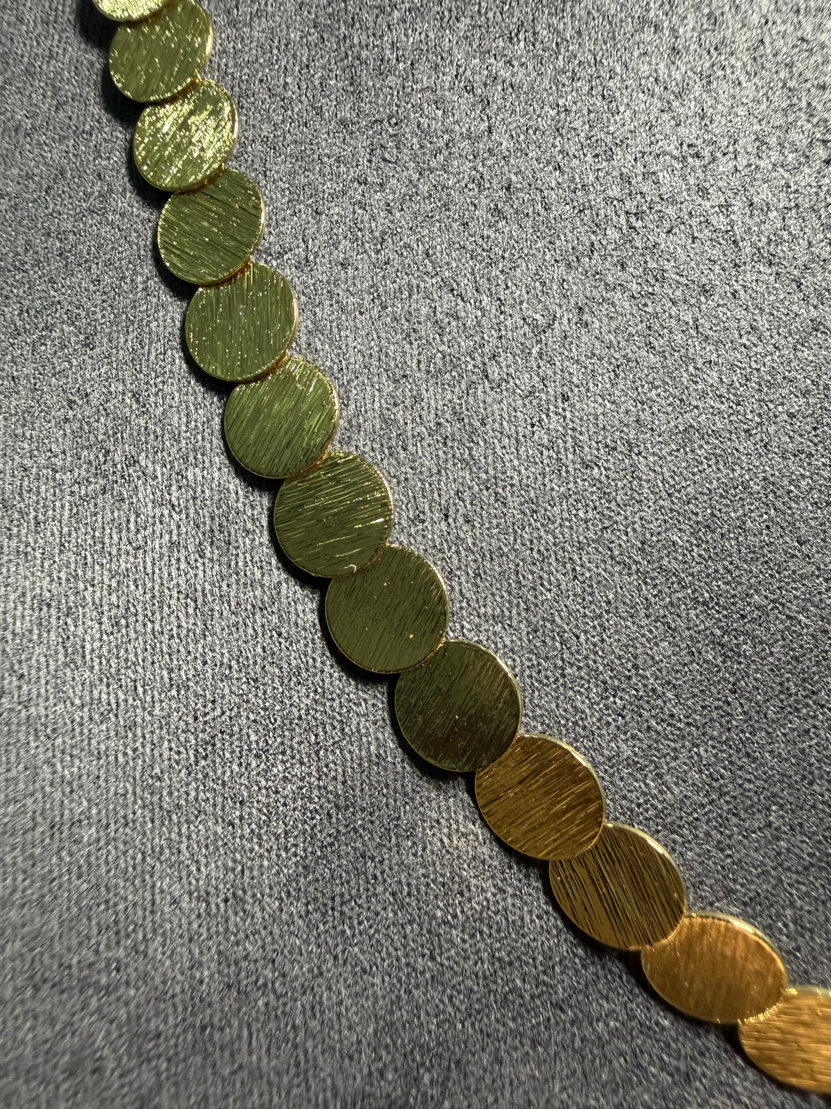 Gold Mini Pul Yuvarlak Kolye