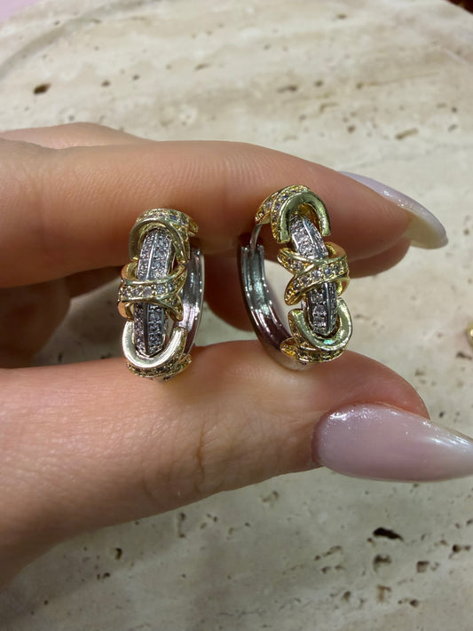 Silver Gold Detaylı Taşlı X Küpe