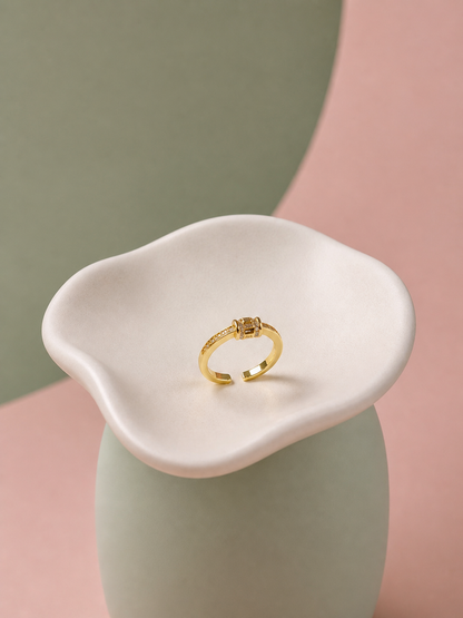 Gold Oval Yüzük