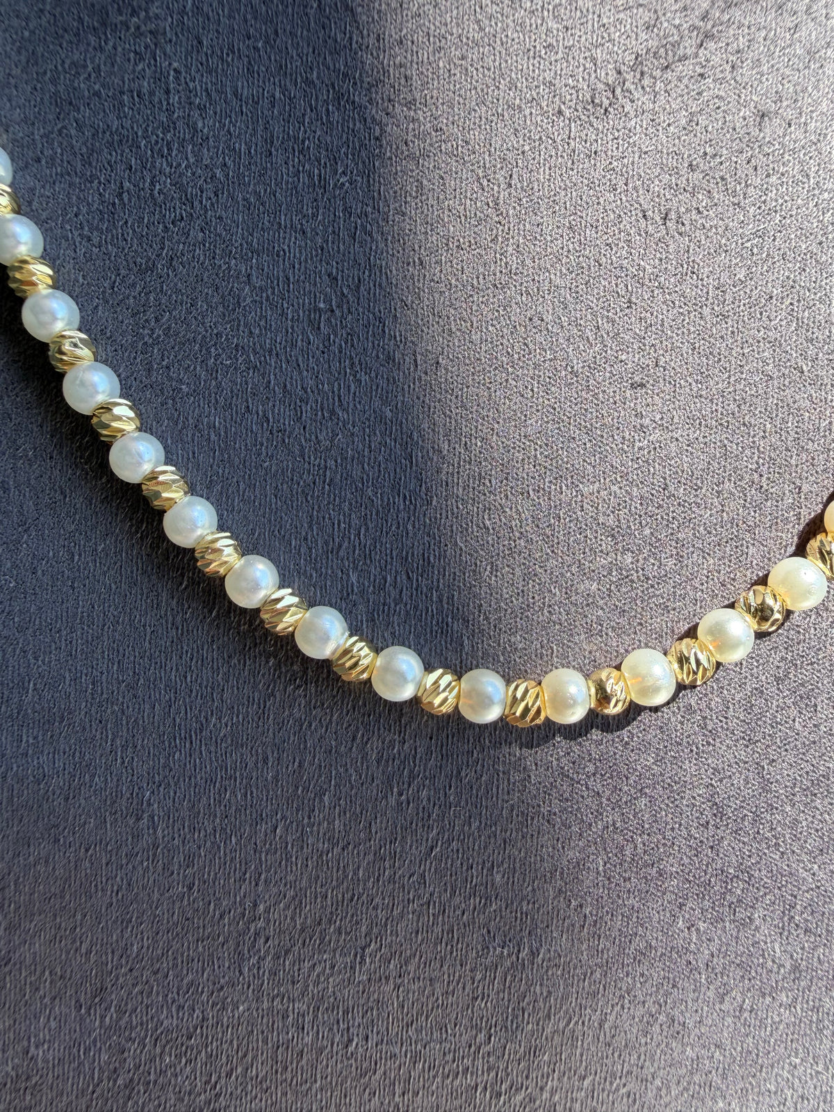 Gold İncili Dorika Kolye