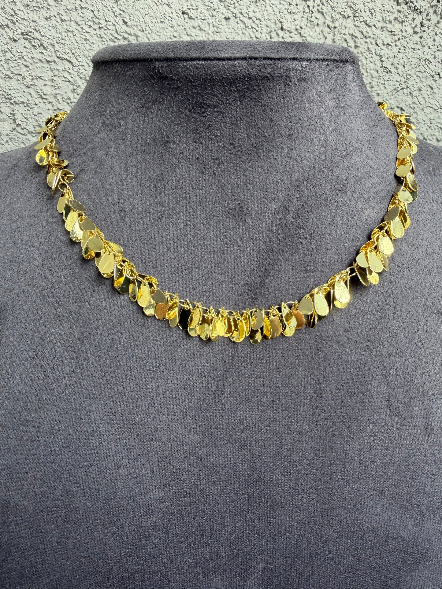 Gold Yaprak Pul Kolye