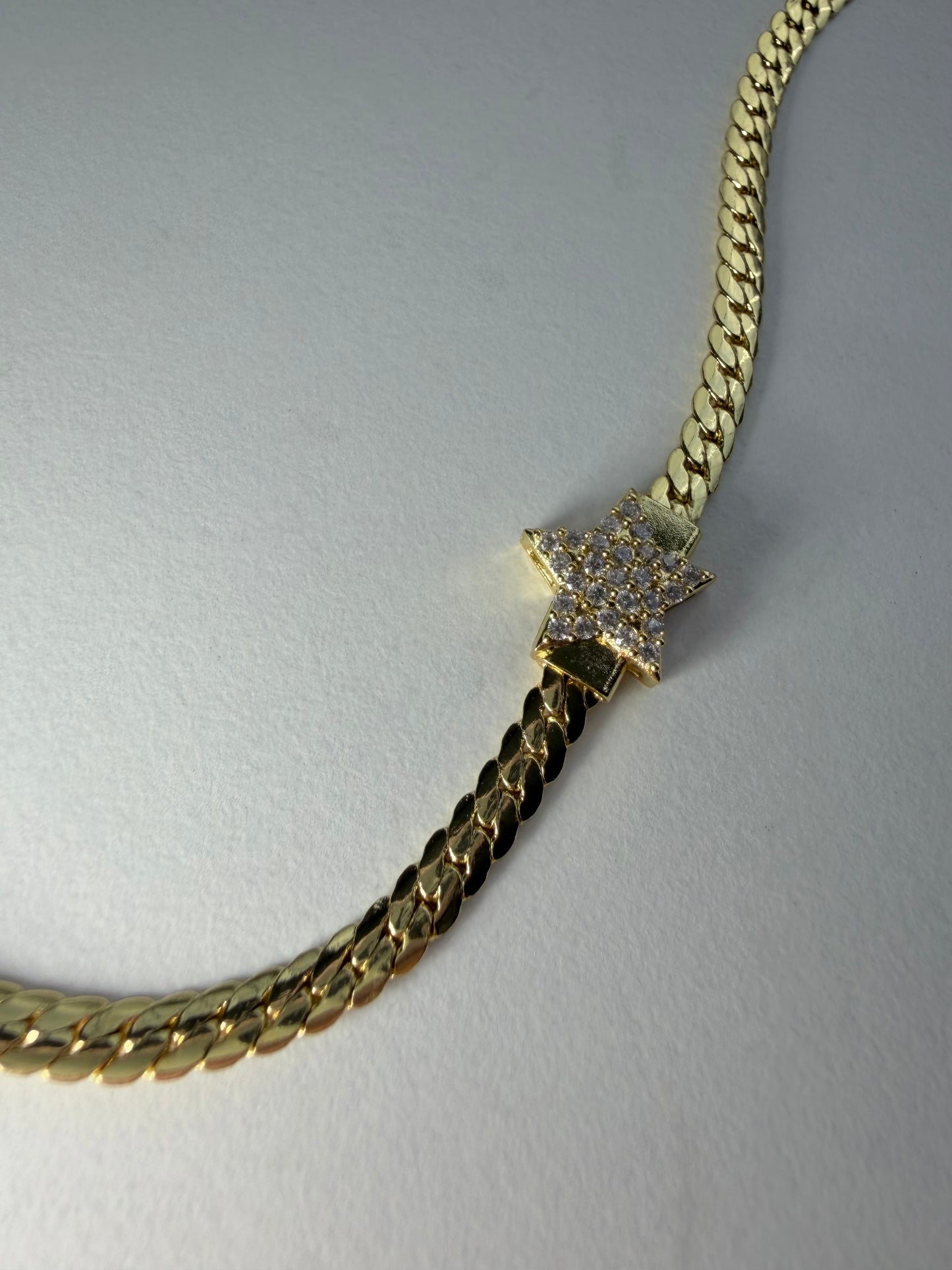 Gold Taşlı Yıldız Örgü Bileklik