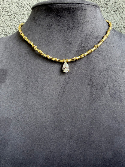 Gold Kemik Damla Taşlı Kolye