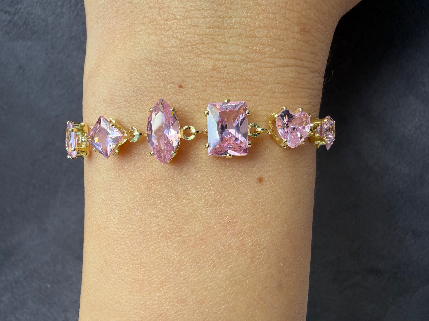 Gold Açık Pembe Taşlı Bileklik