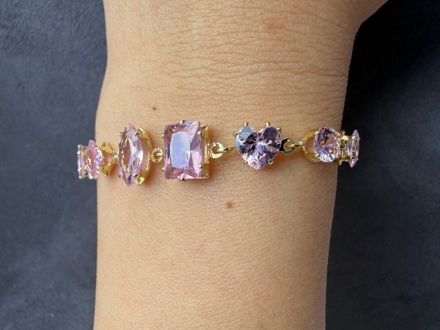 Gold Açık Pembe Taşlı Bileklik