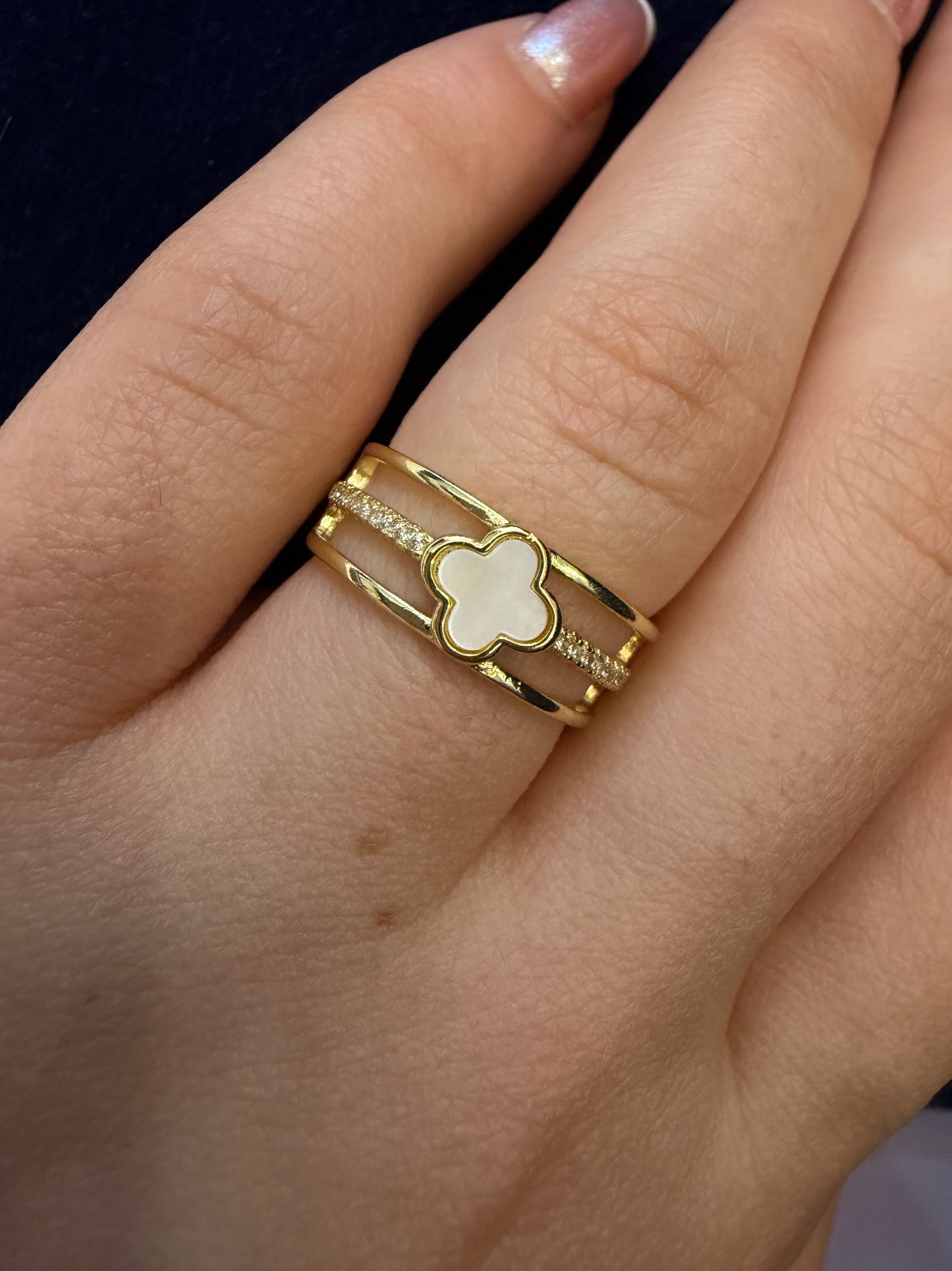Gold Mineli 3’lü Yonca Yüzük