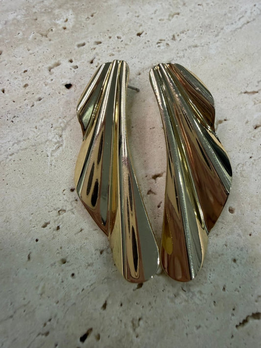 Gold Düz Kanat Küpe - Muas Aksesuar
