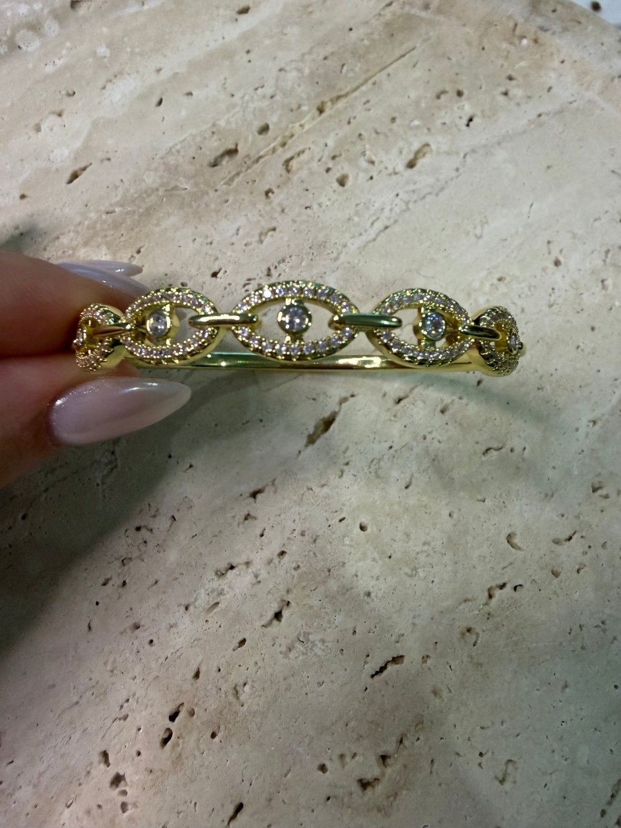 Gold Taşlı Aura Zincir Kelepçe - Muas Aksesuar
