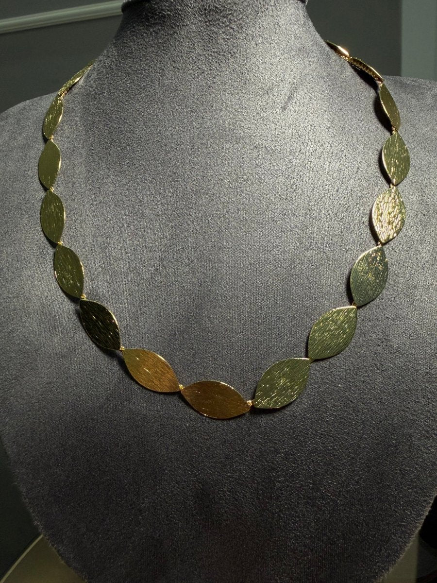 Gold Yaprak Kesim Pul Kolye - Muas Aksesuar