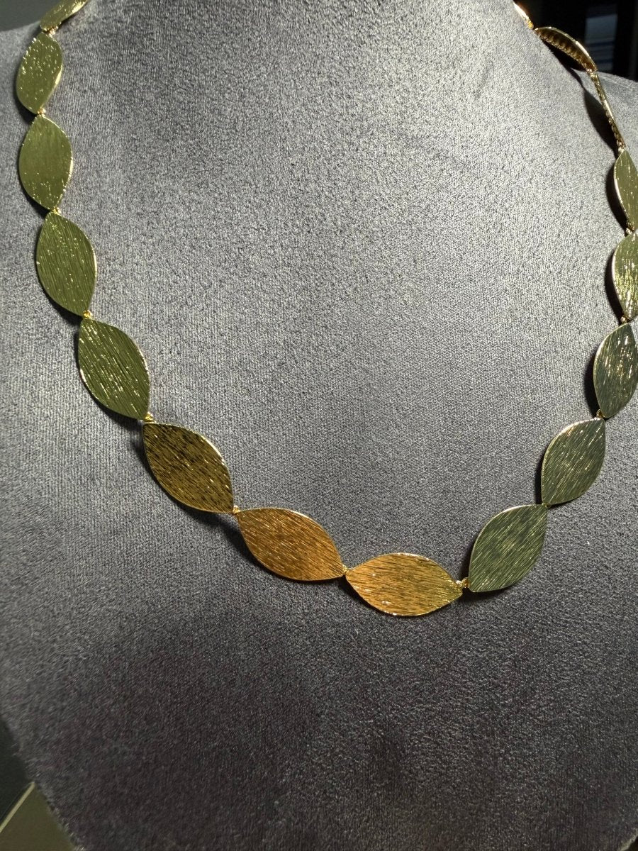 Gold Yaprak Kesim Pul Kolye - Muas Aksesuar
