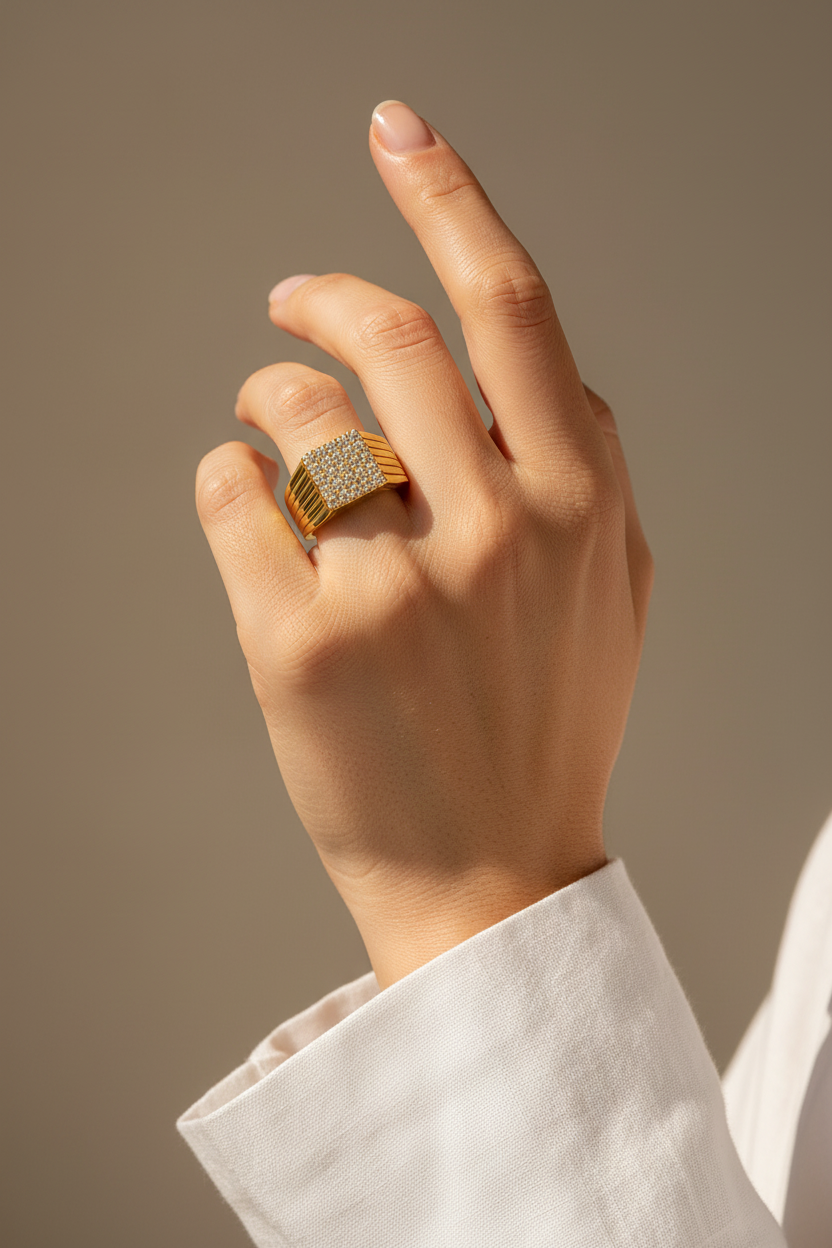 Gold Taşlı Büyük – Lifestyle 1