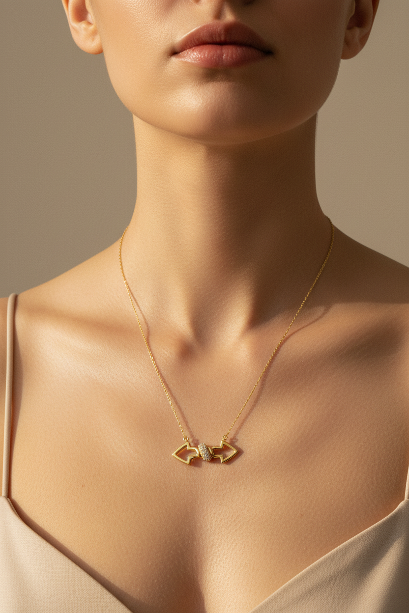 Gold Taşlı Ok – Lifestyle 1
