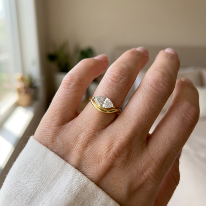 Gold Düz İrina Yüzük parmakta lifestyle