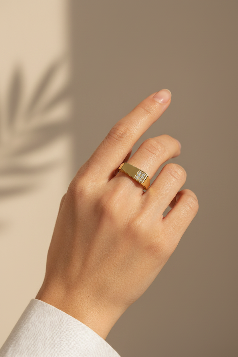 Gold Taşlı Düz – Lifestyle 1