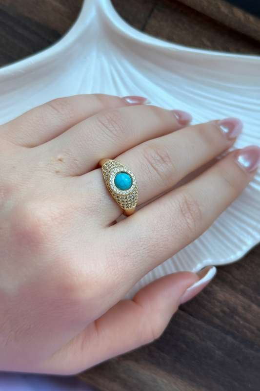 Gold Taşlı İstanbul Yüzük lifestyle