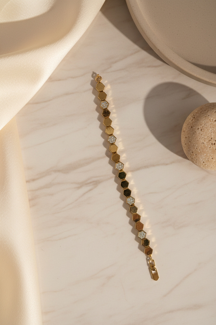 Gold Taşlı Çift Petek – Flatlay