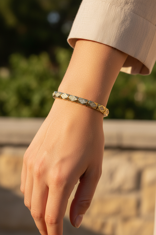 Gold Taşlı Blok – Lifestyle 2