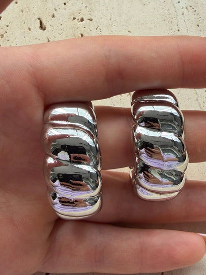 Silver Büyük Bombeli Küpe - Muas Aksesuar